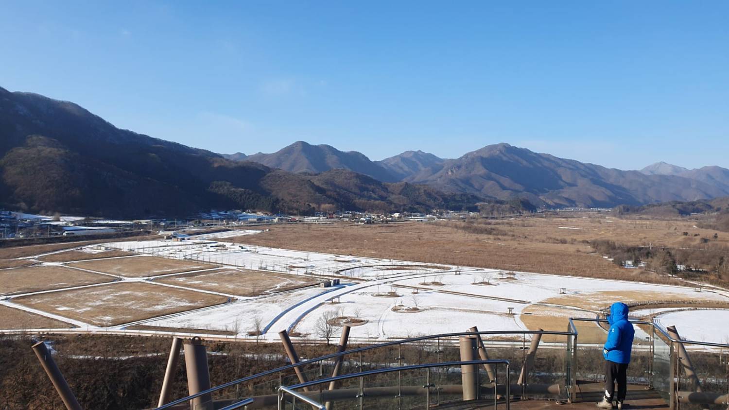 (團號:YD-01)黃色鴨仔雪橇,天空之橋,鳥巢型展望台咖啡廳一天團