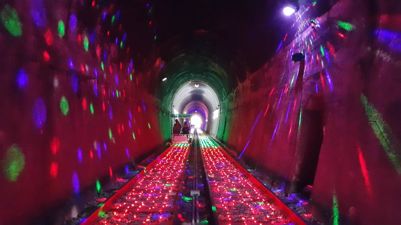 (團號 : JQ-01) 芝櫻花慶典+傳統氣息+鐵路單車 ·芝櫻韓屋單車行 一天團