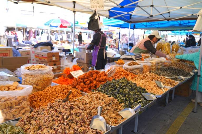 (團號 : HC-01) 超人氣草莓體驗+人氣爆燈Luge+風物市場+離北韓最近的咖啡廳 1天團