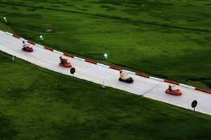 (團號 : HP-01/26) <一人成團> 香甜水蜜桃 × 人氣 Luge滑板車 × 草泥馬樂園一天團