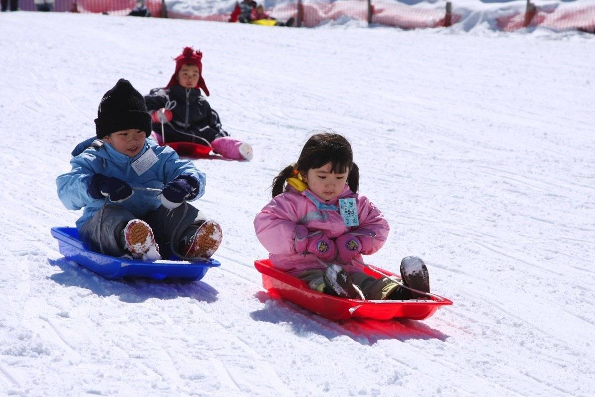 〖冬日限定→4人成行〗富士山河口湖煙花大會※滑雪溫泉2天團【忍野八海◎淺間神社◎日川時計店◎天神山滑雪場◎御殿場FACTORY OUTLET購物】KTF-02	★東京出發