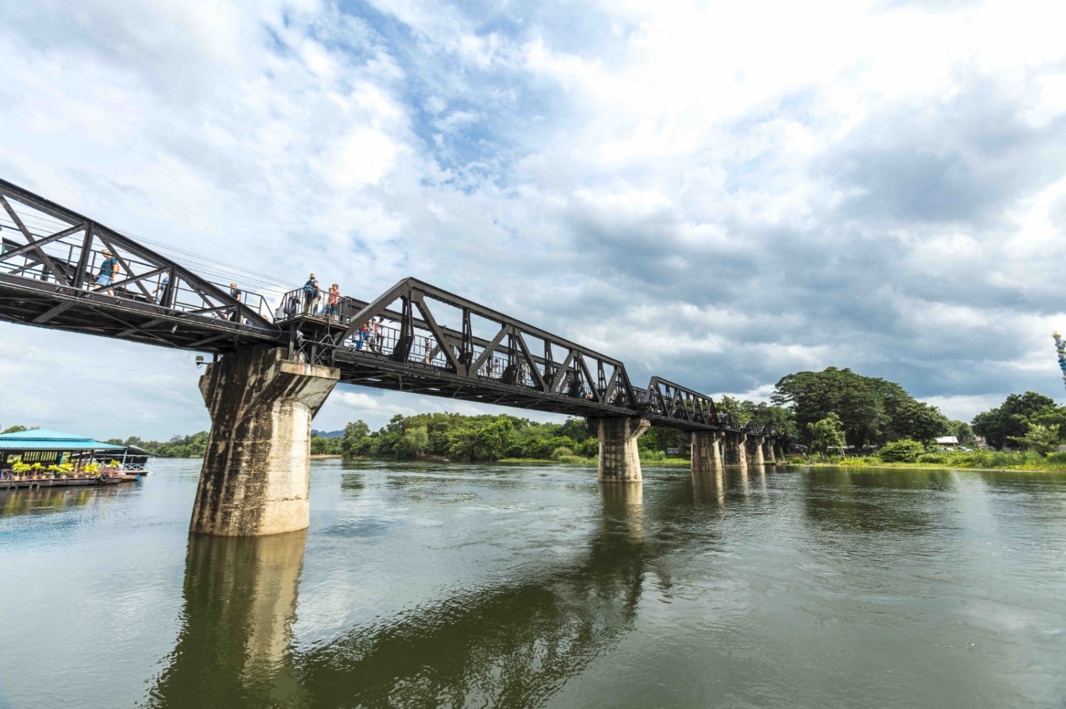 (團號:KAN01) 特色遊 暢遊桂河大橋 踏破死亡鐵路 老虎洞廟一天團