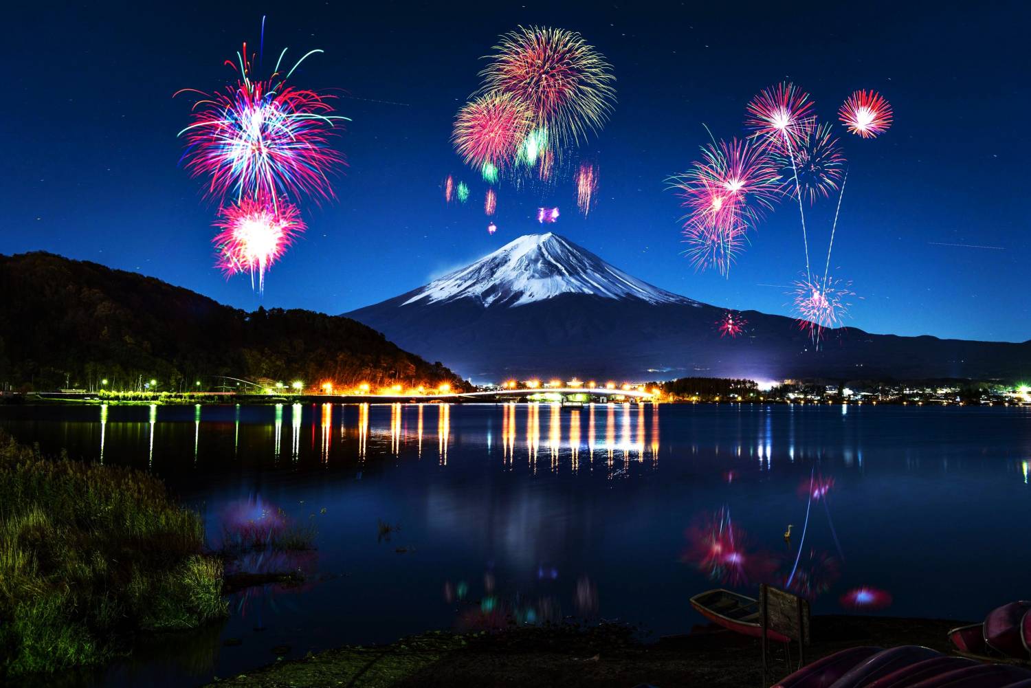 〖冬日限定→4人成行〗富士山河口湖煙花大會※滑雪溫泉2天團【忍野八海◎淺間神社◎日川時計店◎天神山滑雪場◎御殿場FACTORY OUTLET購物】KTF-02	★東京出發